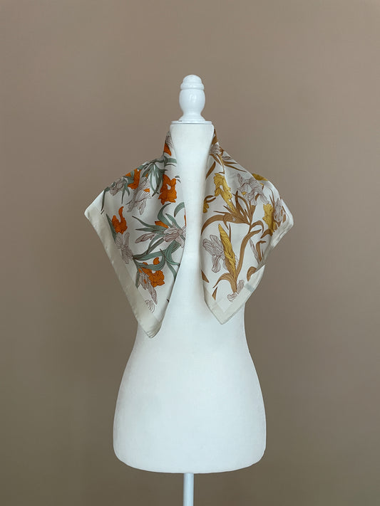 Iris Scarf