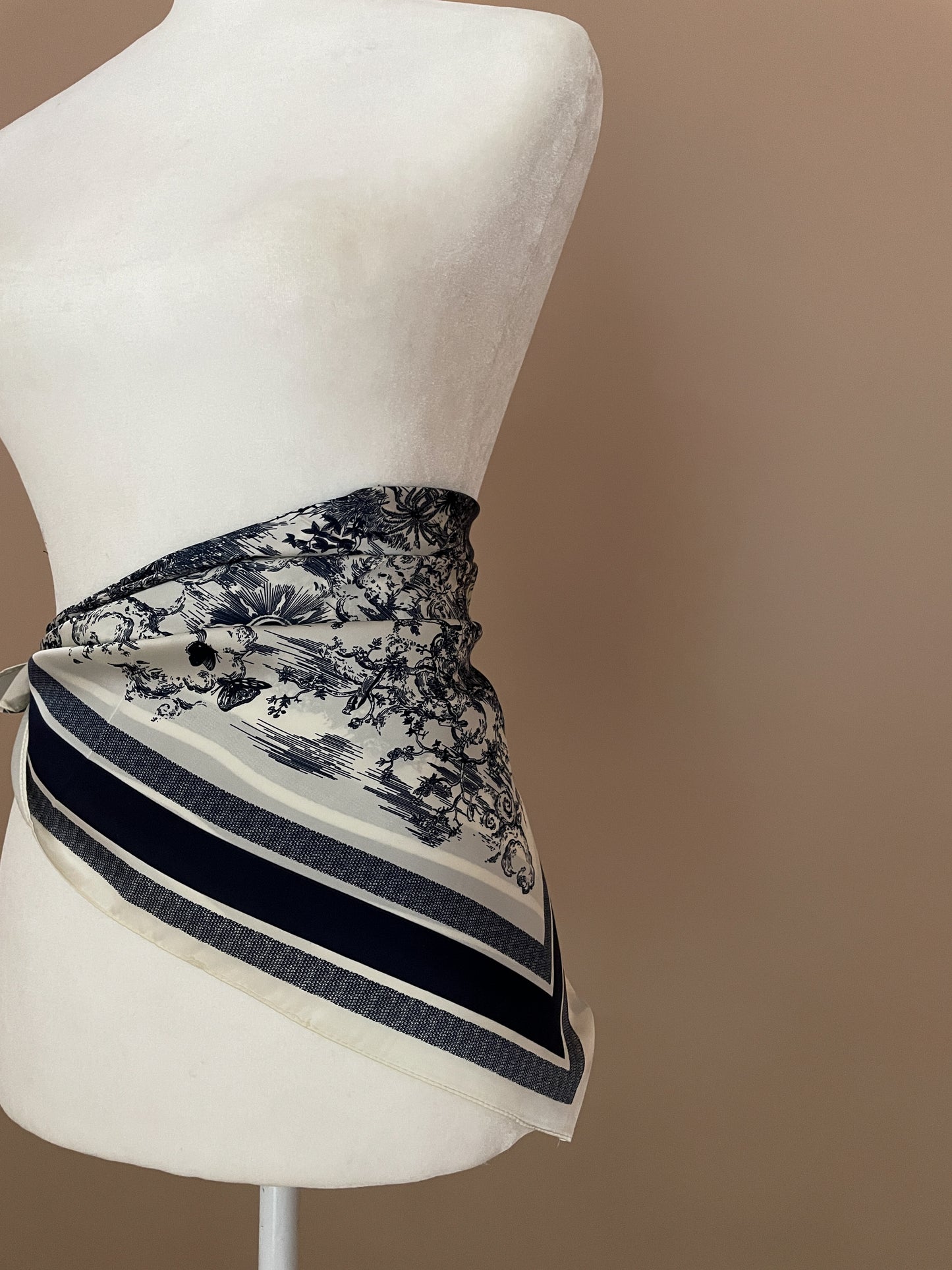 Toile Scarf