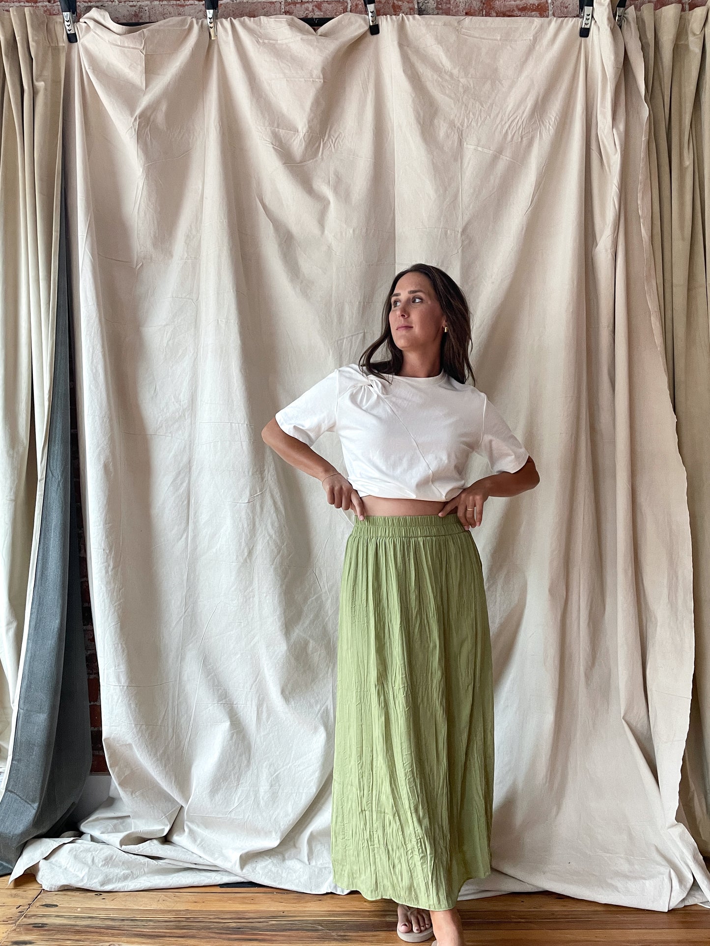90s style crinkle texture midi skirt