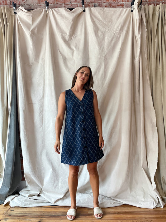 Patterned denim sleeveless mini dress with buttons