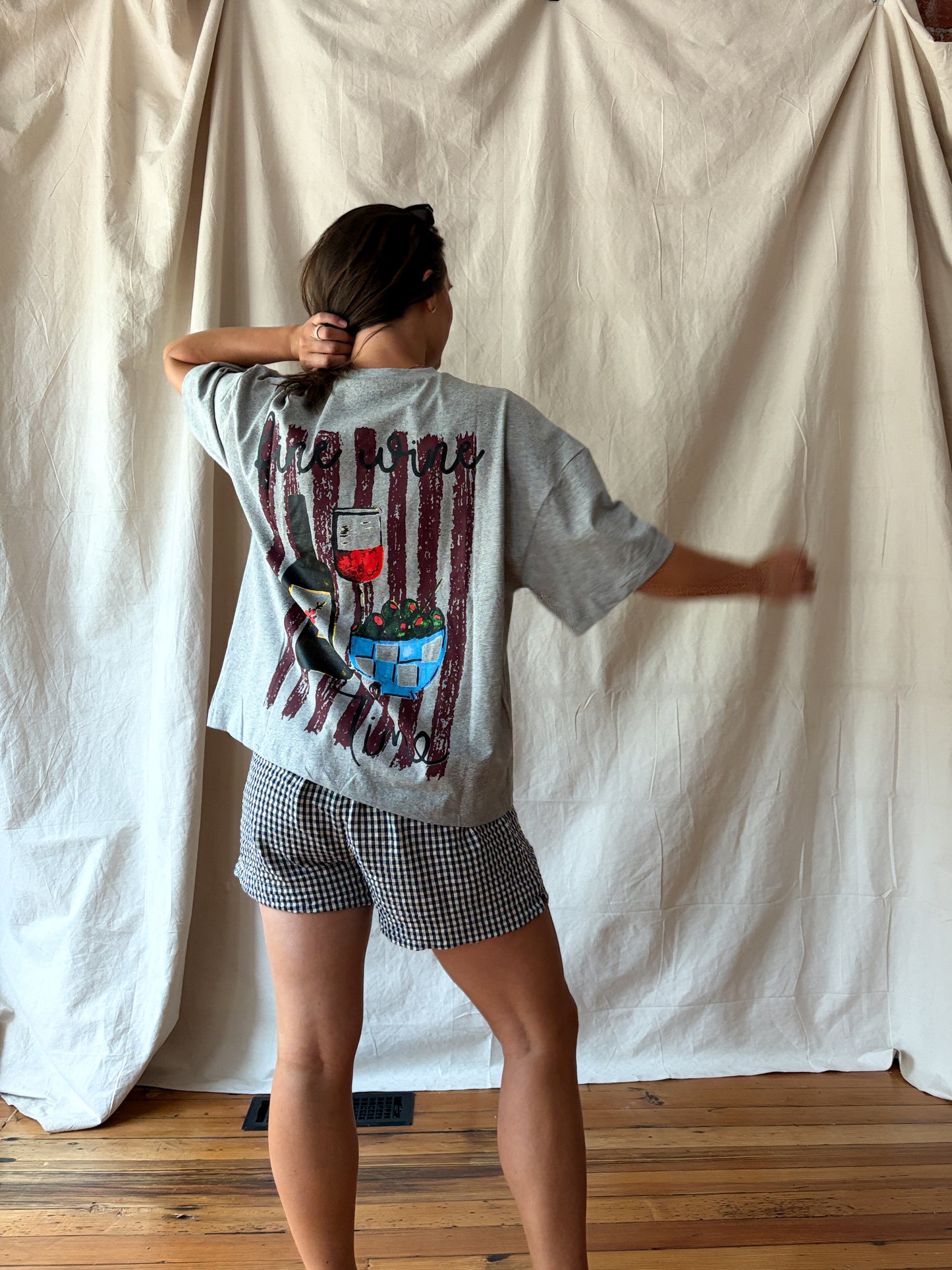 Vino Tee